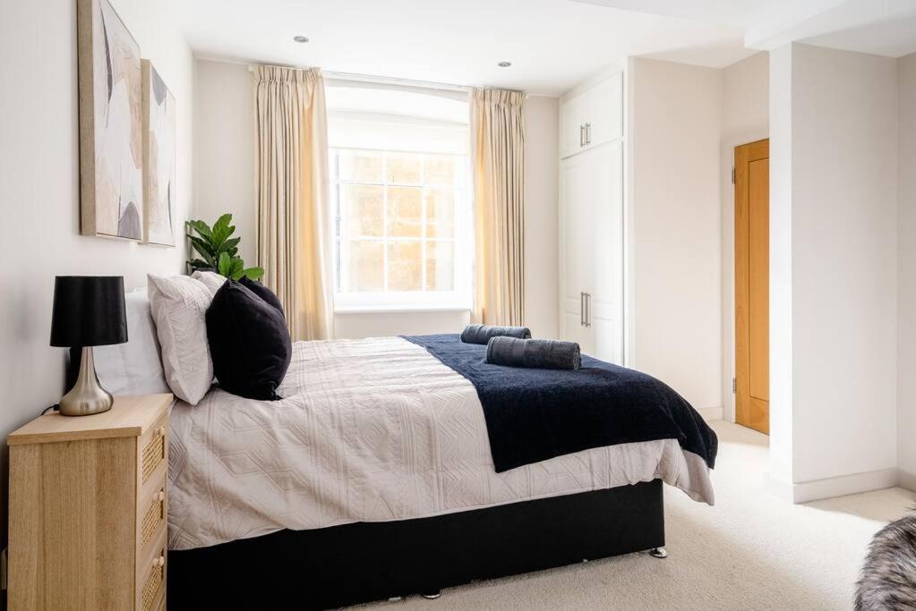 Stunning 2 Bedroom Apartment In Converted Chapel Bath Exterior photo